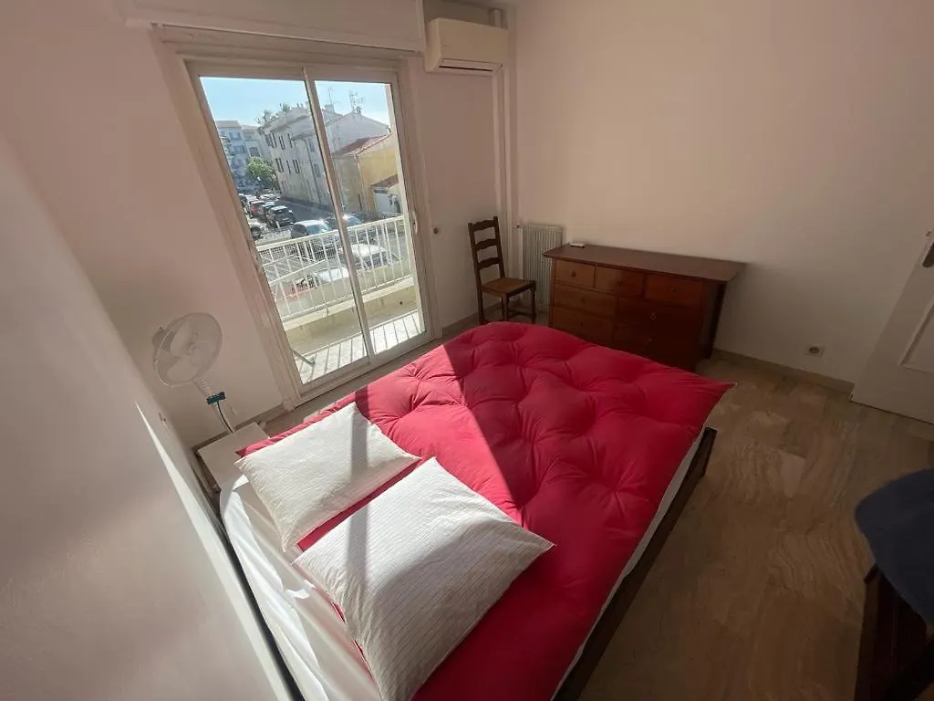 2 Pieces Bord De Mer A Proximite Nice, Antibes Et Monaco, 4 Personnes A Cros De Cagnes Sur Mer Apartment