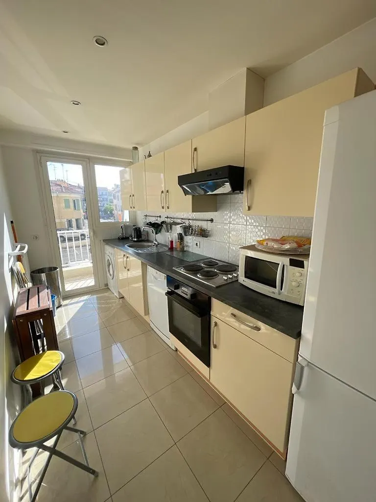 2 Pieces Bord De Mer A Proximite Nice, Antibes Et Monaco, 4 Personnes A Cros De Cagnes Sur Mer Apartment France